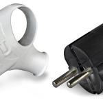 Вилка угловая с ушком с заземлением белая (16 А; 250 В ) "universal" 83307